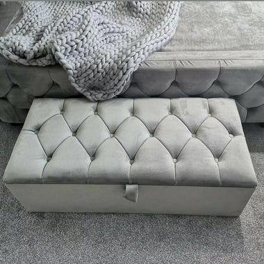 Chesterfield Blanket Box