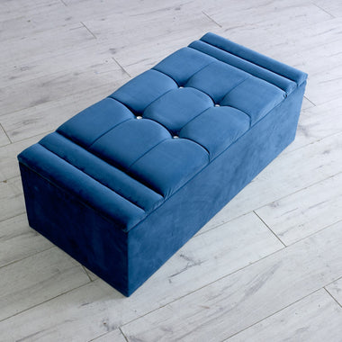 Bumper lined gas lift blanket storage box 